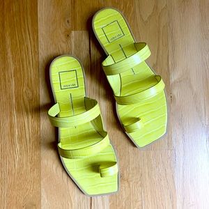 NWT Dolce Vita Citron Croc Isala Sandals
